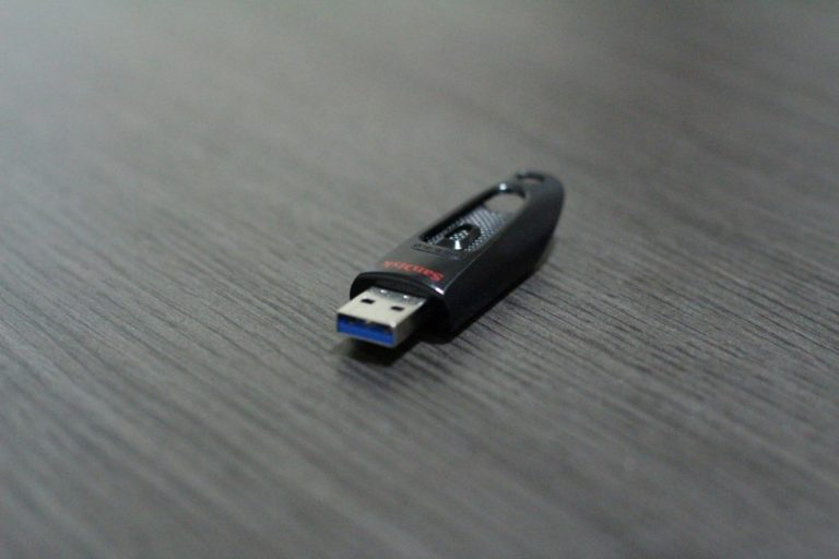 Creating A VMFS Datastore On A USB Drive VMscrub